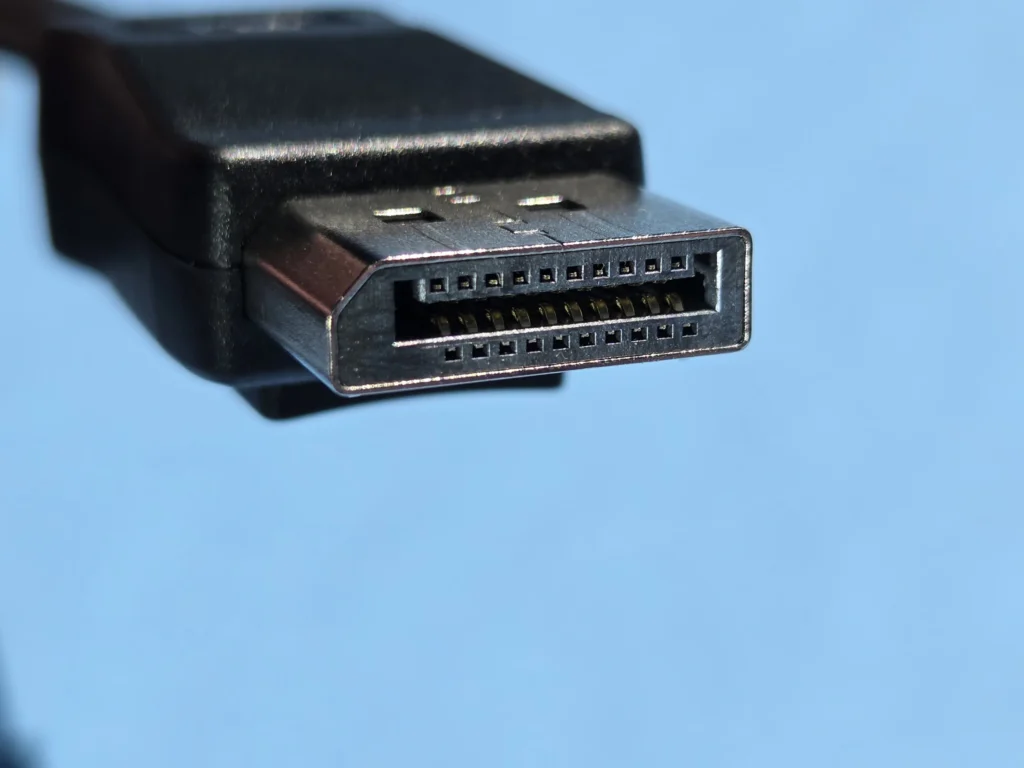 DisplayPort connector